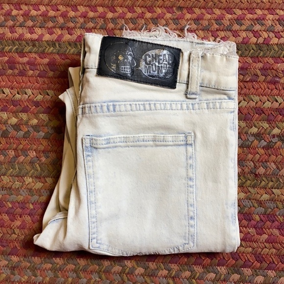 CHEAP MONDAY LIGHT WASH RIPPED KNEE SKINNY JEANS - Picture 7 of 7